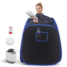Personne utilisant un sauna vapeur portable à domicile avec cabine isolante et poche de rangement